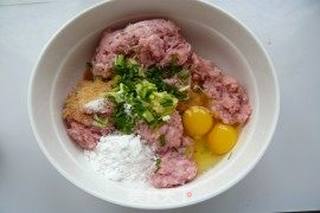 酱烧肉圆的做法步骤：3