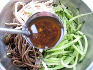 【鸡丝蕨菜粉】有荤有素营养均衡!的做法步骤:8