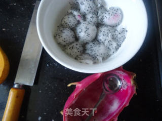 香芒火龙果西米露的做法步骤:4