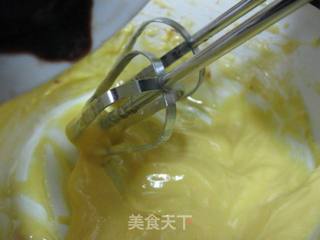 咖啡海绵蛋糕卷的做法步骤:14