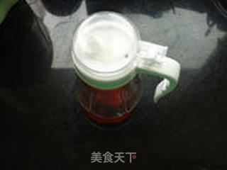 韭菜包子的做法步骤:2