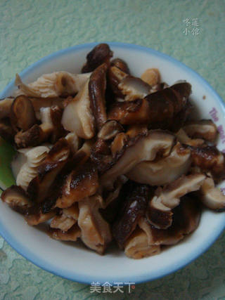 马蹄玉米花菇面的做法步骤:3