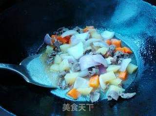咖喱牛肉土豆的做法步骤：7