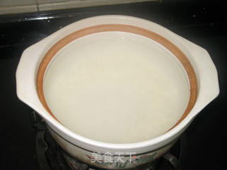 生滚粥之皮蛋瘦肉粥的做法步骤:3