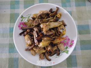 简易电饭煲香菇焖鸡的做法步骤：6