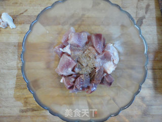 劲爆黄金肉丁的做法步骤:3