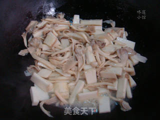 莲藕山药蘑菇汤的做法步骤:5