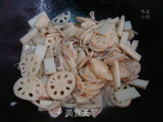 莲藕山药蘑菇汤的做法步骤:6