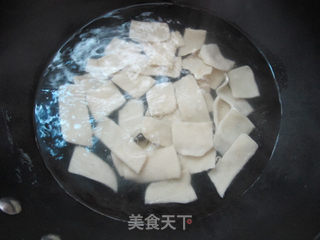 番茄鸡蛋面片汤的做法步骤:3