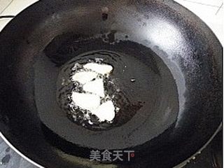 黄花菜烧五花肉的做法步骤:3