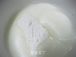 适合夏天吃的蛋糕----柠檬戚风蛋糕的做法步骤:9