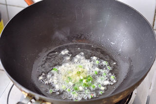 茄子汆拌面的做法步骤:4