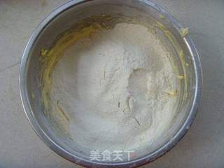 新手入门级:香醇酥松---杏仁小西饼的做法步骤:4