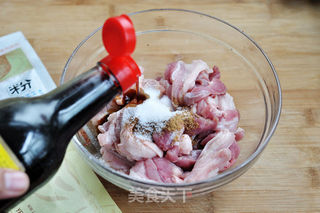 酥肉炖菜的做法步骤:2