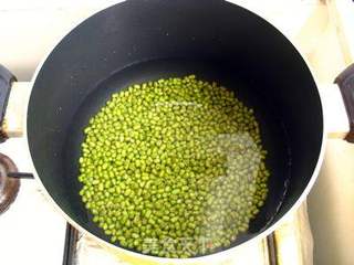 【绿豆奶】早餐换换样~的做法步骤:2