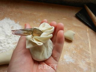 鲜虾凤尾烧麦的做法步骤:9