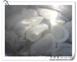 紫甘蓝香菇饺子的做法步骤：12