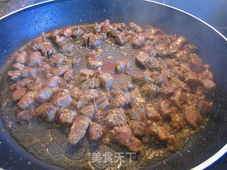 孜然羊肉披萨的做法步骤:3