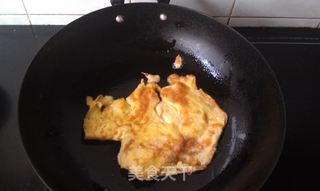 芝麻甜辣蛋腿寿司的做法步骤:5