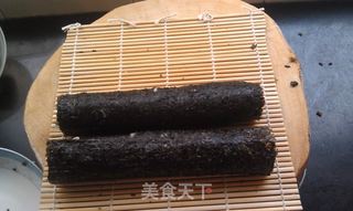 芝麻甜辣蛋腿寿司的做法步骤:7