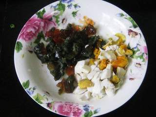 双蛋香菜拌豆腐的做法步骤:4