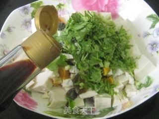 双蛋香菜拌豆腐的做法步骤:8