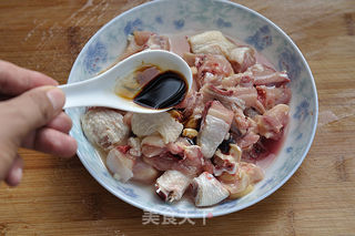 香辣鸡肉茄子的做法步骤:2