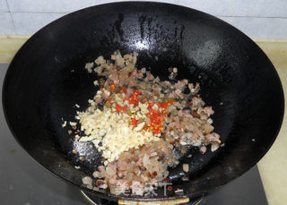 酱肉辣粉条的做法步骤:6