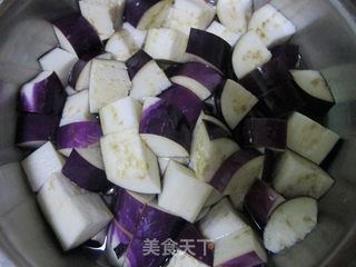 双茄鸡丁焖饭的做法步骤:3
