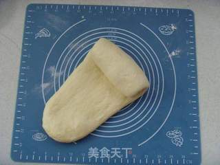 让吐司多一番诗意---红豆吐司的做法步骤:7
