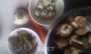 鸟卵酿香菇——健康蒸菜系列的做法步骤：1
