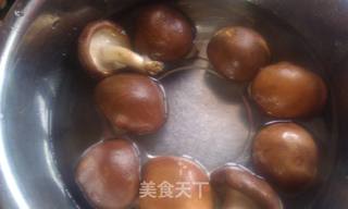 鸟卵酿香菇——健康蒸菜系列的做法步骤：2