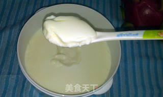 酸奶黑蒜沙拉——【神奇的黑蒜试用报告2】的做法步骤:3