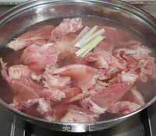 土豆炖肉的做法步骤:2
