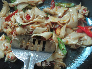 小炒手撕面筋的做法步骤:9