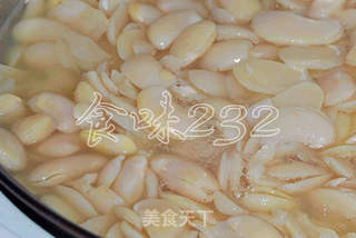 五色桃山红豆馅月饼的做法步骤:3