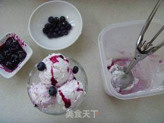 奇妙滋味---蓝莓酸奶冰淇淋的做法步骤:10