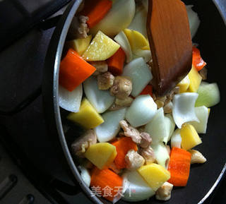 懒人版日式咖喱——苦夏中的美味的做法步骤:2