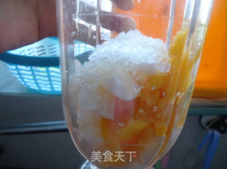 椰香芒果饮的做法步骤:4