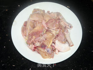 菠萝炒鸡的做法步骤:2