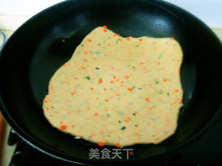 胡萝卜葱油饼的做法步骤:11