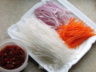 韩国料理家常泡菜——青辣椒包馅泡菜的做法步骤:2