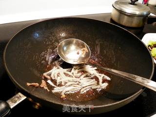 三菇小炒肉的做法步骤：5