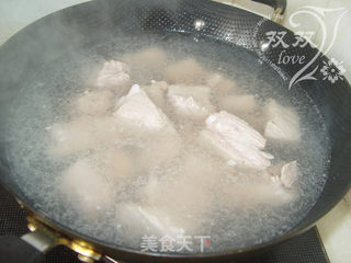 初秋贴膘吃肉滋味要清新——蜜桃排骨的做法步骤:8