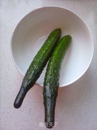 爽口黄瓜金针菇的做法步骤：2