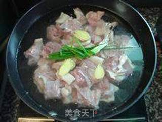 初秋贴膘美味-----【五味香辣鸭】的做法步骤:4