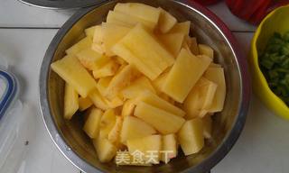 回味香浓~在宿舍也能做的咖喱鸡饭!的做法步骤:4