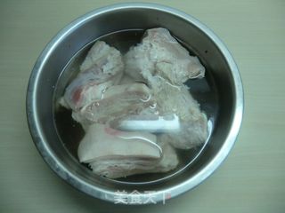 五香卤肉的做法步骤：2