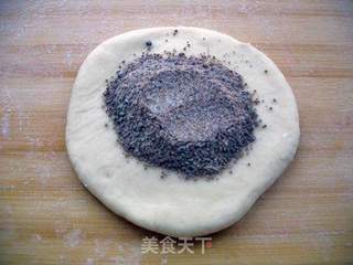 【红糖烤饼】不被热红糖烫的妙法!的做法步骤:4