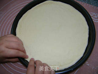 【番茄自制美食】培根鲜虾披萨的做法步骤:4